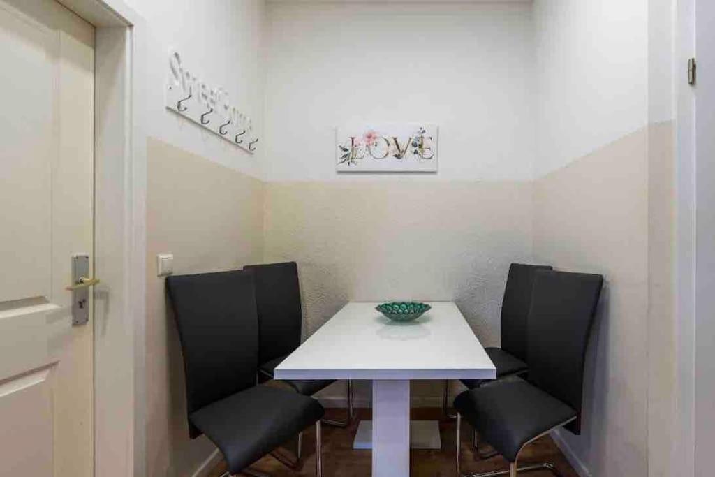 Big Fancy Apartments City Center Berlin Luaran gambar